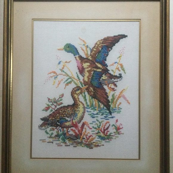 Vintage T.eaton Co wall art cross stich needlepoint embroidery framed two ducks - Picture 1 of 4